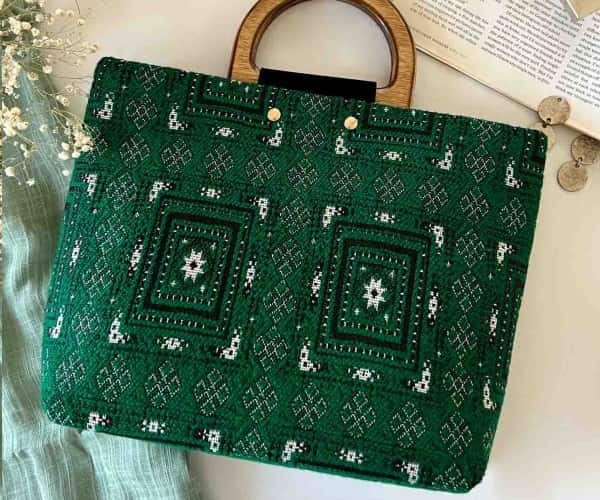 انواع کیف های گلیمی با تنوع ساختاری و جلوه های متفاوت بافت